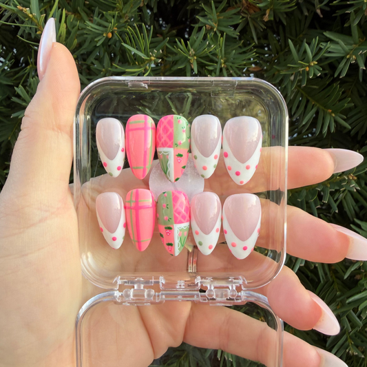 Strawberry Mocha - Nail Set
