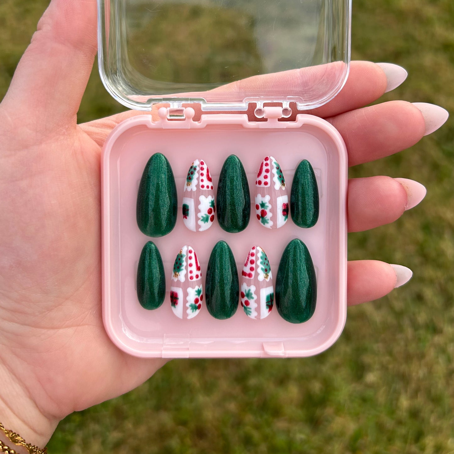 Velvet Evergreen - Nail Set