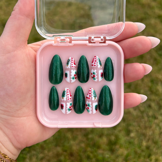 Velvet Evergreen - Nail Set