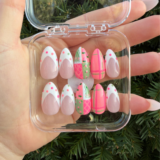 Strawberry Mocha - Nail Set